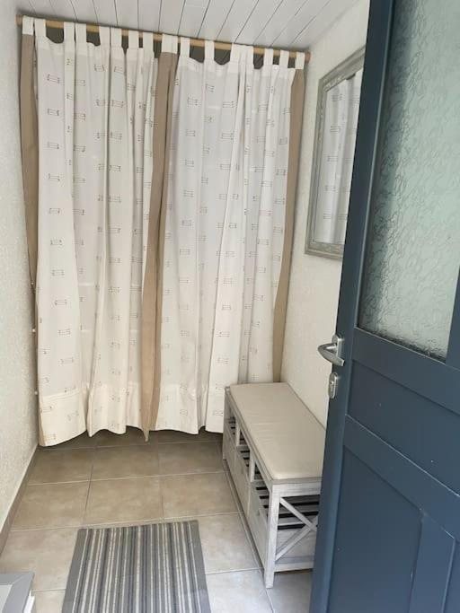 Tiny Paradise - 2 Bedrooms Apartment Montigny-sur-Loing Extérieur photo
