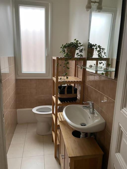 Tiny Paradise - 2 Bedrooms Apartment Montigny-sur-Loing Extérieur photo